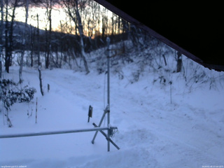 長野県菅平高原 ゆたか山荘 東側(坂下) 2026/01/05 07:00