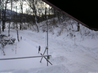 長野県菅平高原 ゆたか山荘 東側(坂下) 2026/01/05 08:15