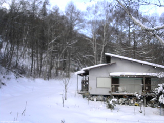 長野県菅平高原 ゆたか山荘 西側(坂上) 2026/01/05 08:45