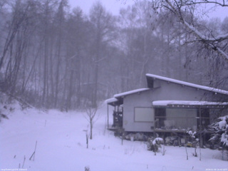 長野県菅平高原 ゆたか山荘 西側(坂上) 2026/01/05 16:45
