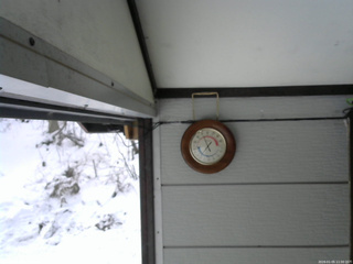 長野県菅平高原 ゆたか山荘 温度計 2026/01/05 11:00