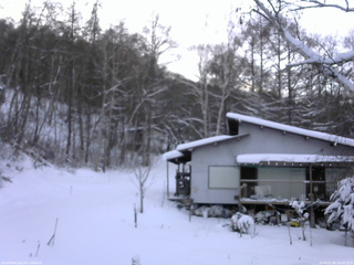 長野県菅平高原 ゆたか山荘 西側(坂上) 2026/01/06 16:00