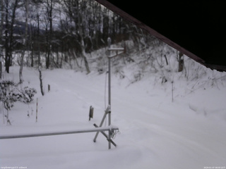 長野県菅平高原 ゆたか山荘 東側(坂下) 2026/01/07 08:00