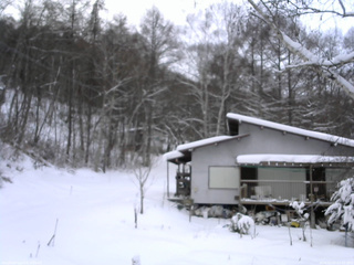 長野県菅平高原 ゆたか山荘 西側(坂上) 2026/01/07 07:45