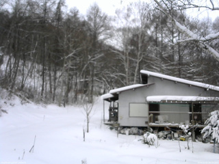 長野県菅平高原 ゆたか山荘 西側(坂上) 2026/01/07 08:30