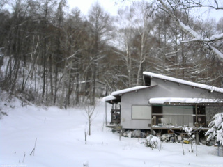 長野県菅平高原 ゆたか山荘 西側(坂上) 2026/01/07 10:15