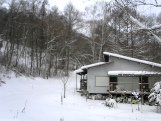 長野県菅平高原 ゆたか山荘 西側(坂上) 2026/01/07 10:30