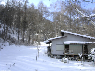 長野県菅平高原 ゆたか山荘 西側(坂上) 2026/01/07 12:30