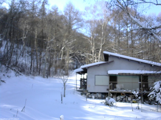 長野県菅平高原 ゆたか山荘 西側(坂上) 2026/01/07 13:15