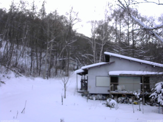 長野県菅平高原 ゆたか山荘 西側(坂上) 2026/01/07 16:00