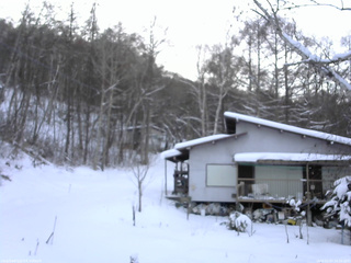 長野県菅平高原 ゆたか山荘 西側(坂上) 2026/01/07 16:30