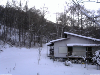 長野県菅平高原 ゆたか山荘 西側(坂上) 2026/01/07 16:45