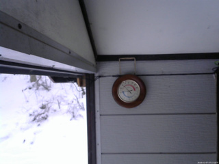 長野県菅平高原 ゆたか山荘 温度計 2026/01/07 07:15