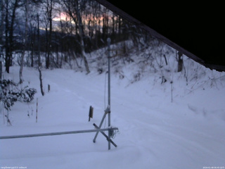 長野県菅平高原 ゆたか山荘 東側(坂下) 2026/01/08 06:45