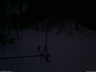 長野県菅平高原 ゆたか山荘 東側(坂下) 2026/01/08 17:15