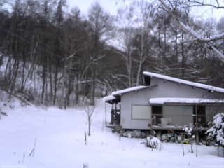 長野県菅平高原 ゆたか山荘 西側(坂上) 2026/01/08 07:00