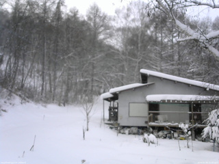 長野県菅平高原 ゆたか山荘 西側(坂上) 2026/01/08 15:30