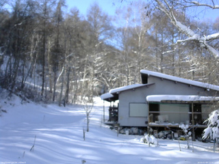 長野県菅平高原 ゆたか山荘 西側(坂上) 2026/01/09 12:30