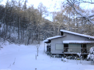 長野県菅平高原 ゆたか山荘 西側(坂上) 2026/01/09 14:00