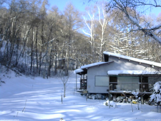長野県菅平高原 ゆたか山荘 西側(坂上) 2026/01/10 09:30