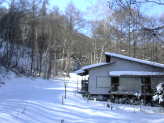 長野県菅平高原 ゆたか山荘 西側(坂上) 2026/01/10 13:00