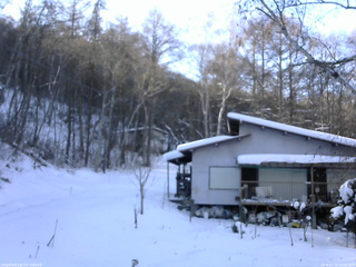 長野県菅平高原 ゆたか山荘 西側(坂上) 2026/01/10 14:00