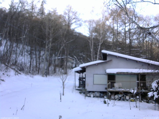 長野県菅平高原 ゆたか山荘 西側(坂上) 2026/01/10 14:15