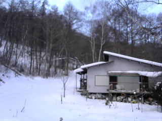 長野県菅平高原 ゆたか山荘 西側(坂上) 2026/01/11 07:15
