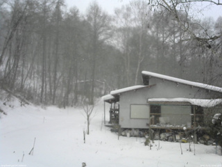 長野県菅平高原 ゆたか山荘 西側(坂上) 2026/01/11 10:45