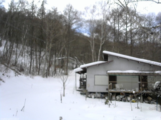 長野県菅平高原 ゆたか山荘 西側(坂上) 2026/01/11 13:15