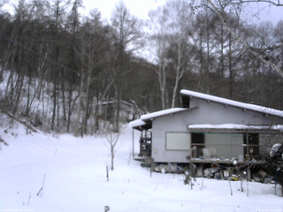 長野県菅平高原 ゆたか山荘 西側(坂上) 2026/01/11 15:30