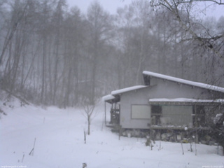 長野県菅平高原 ゆたか山荘 西側(坂上) 2026/01/11 16:15