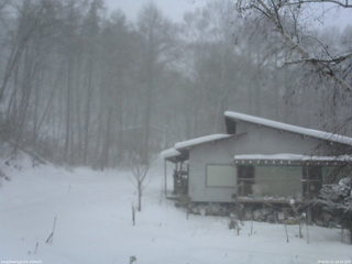 長野県菅平高原 ゆたか山荘 西側(坂上) 2026/01/11 16:45