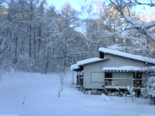 長野県菅平高原 ゆたか山荘 西側(坂上) 2026/01/12 07:30