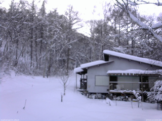 長野県菅平高原 ゆたか山荘 西側(坂上) 2026/01/12 16:00