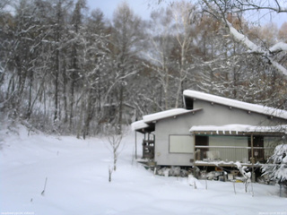 長野県菅平高原 ゆたか山荘 西側(坂上) 2026/01/13 07:30