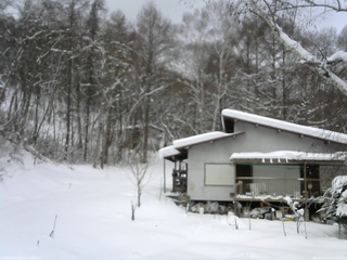 長野県菅平高原 ゆたか山荘 西側(坂上) 2026/01/13 11:15