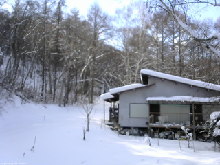 長野県菅平高原 ゆたか山荘 西側(坂上) 2026/01/13 13:45