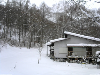 長野県菅平高原 ゆたか山荘 西側(坂上) 2026/01/13 14:15