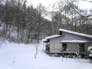 長野県菅平高原 ゆたか山荘 西側(坂上) 2026/01/13 15:45