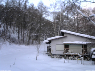 長野県菅平高原 ゆたか山荘 西側(坂上) 2026/01/14 07:00