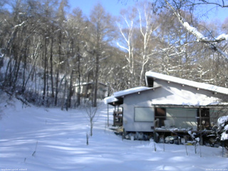 長野県菅平高原 ゆたか山荘 西側(坂上) 2026/01/14 10:00