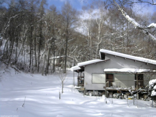 長野県菅平高原 ゆたか山荘 西側(坂上) 2026/01/14 10:45