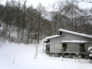 長野県菅平高原 ゆたか山荘 西側(坂上) 2026/01/14 11:30