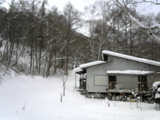 長野県菅平高原 ゆたか山荘 西側(坂上) 2026/01/14 12:30