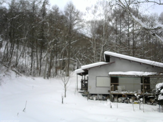 長野県菅平高原 ゆたか山荘 西側(坂上) 2026/01/14 13:00