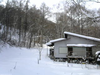 長野県菅平高原 ゆたか山荘 西側(坂上) 2026/01/15 12:30