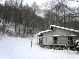 長野県菅平高原 ゆたか山荘 西側(坂上) 2026/01/15 14:45