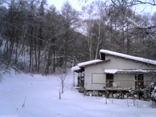 長野県菅平高原 ゆたか山荘 西側(坂上) 2026/01/16 06:45