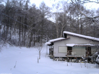 長野県菅平高原 ゆたか山荘 西側(坂上) 2026/01/16 07:00